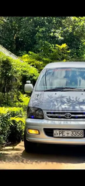 Toyota Noah 2007 Van (Used)