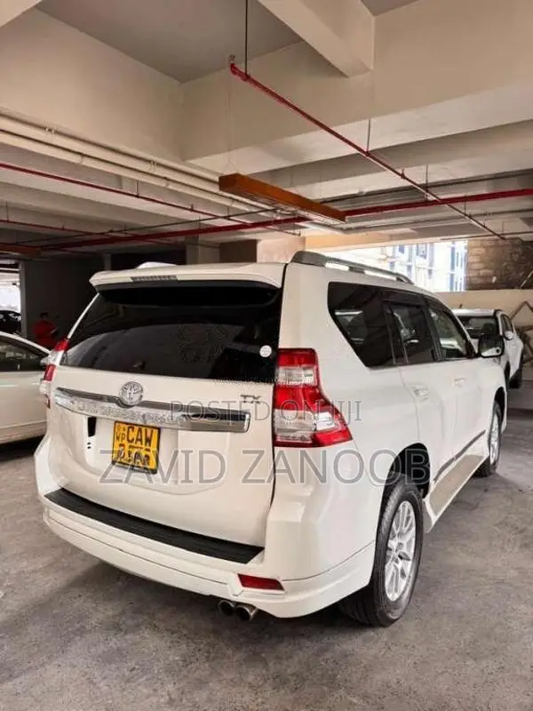 Toyota Land Cruiser 2017 SUV (Used)