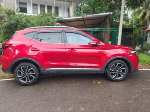 MG ZS 2025 SUV (Used)