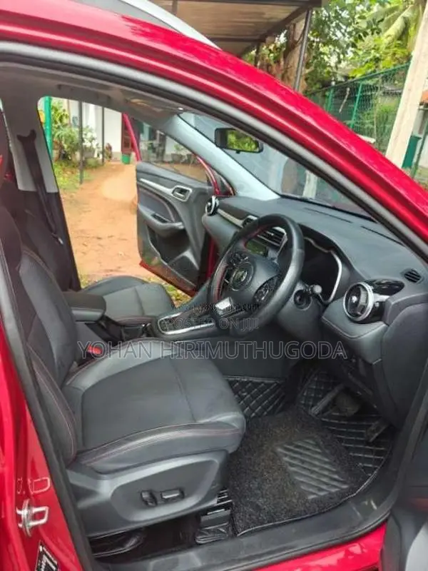 MG ZS 2025 SUV (Used)