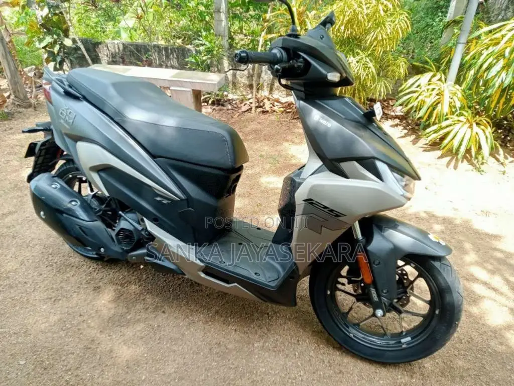 Hero Xoom125 2026 Motorbike (Used)