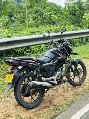 Bajaj Discover 2015 Motorbike (Used)