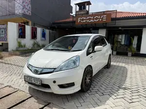 Honda Fit Shuttle 2016 Car (Used)