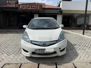 Honda Fit Shuttle 2016 Car (Used)