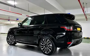 Range-Rover Sport HSE 2018 SUV (Used)