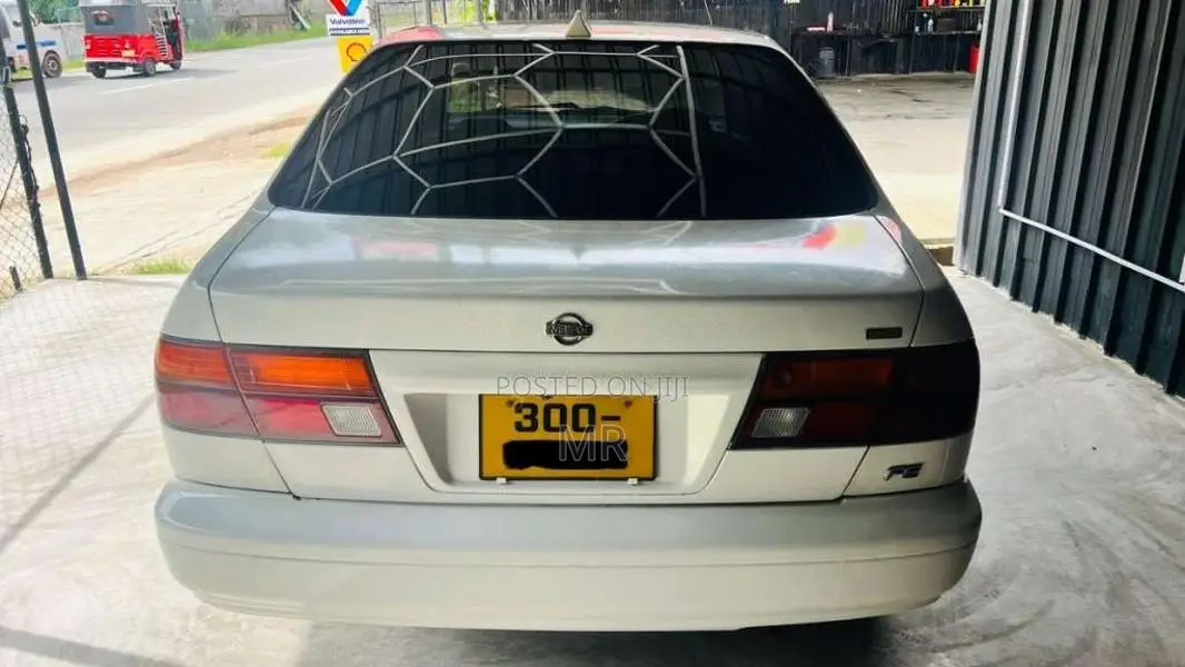 Nissan Sunny Fb 14 1995 Car (Used)
