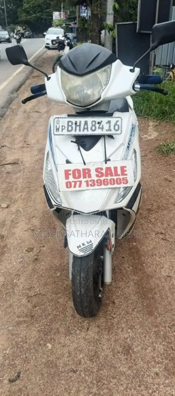 Hero Maestro 2018 Motorbike (Used)