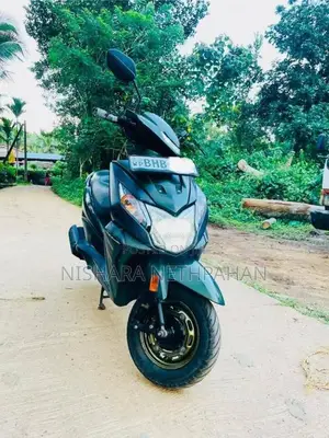Honda Dio DX 2018 Motorbike (Used)