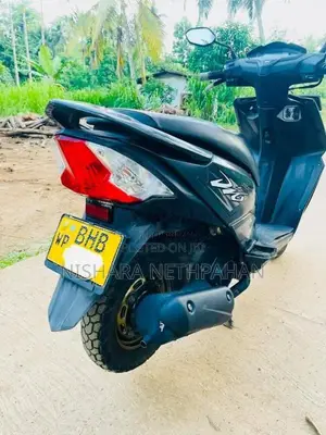 Honda Dio DX 2018 Motorbike (Used)