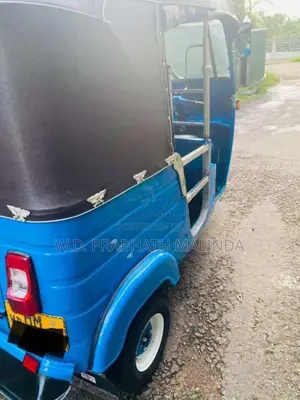 Bajaj 2 Stroke 2005 Three Wheel (Used)