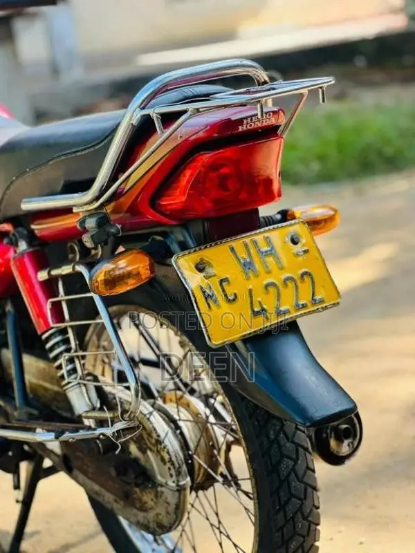 Hero-Honda CD DELUXE 2011 Motorbike (Used)