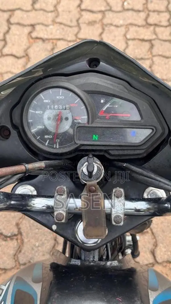 Bajaj Discover 125M 2015 Motorbike (Used)