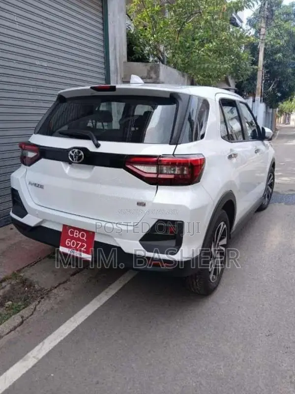 Toyota Raize Turbo 2025 SUV (Used)