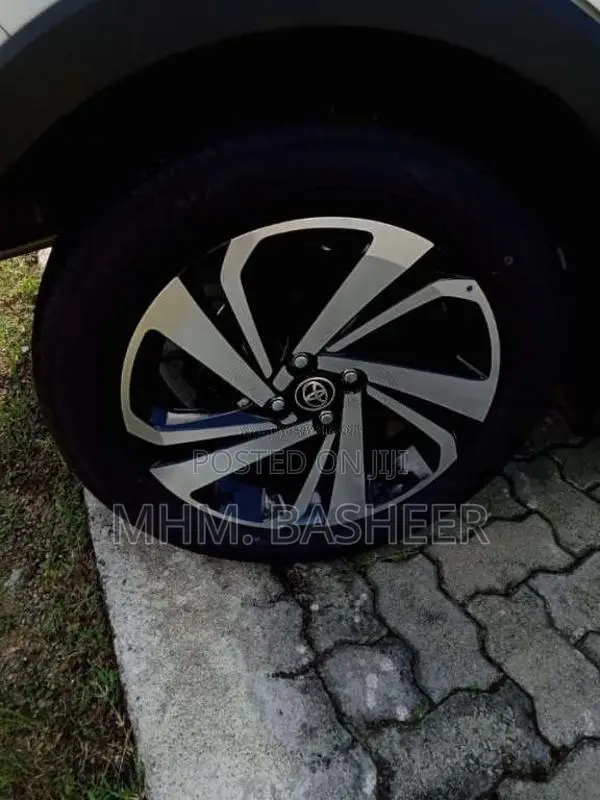 Toyota Raize Turbo 2025 SUV (Used)