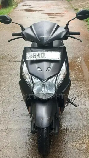 Honda Dio 2013 Motorbike (Used)