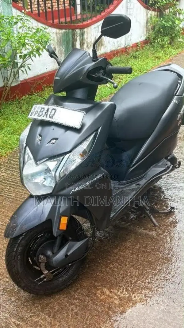 Honda Dio 2013 Motorbike (Used)