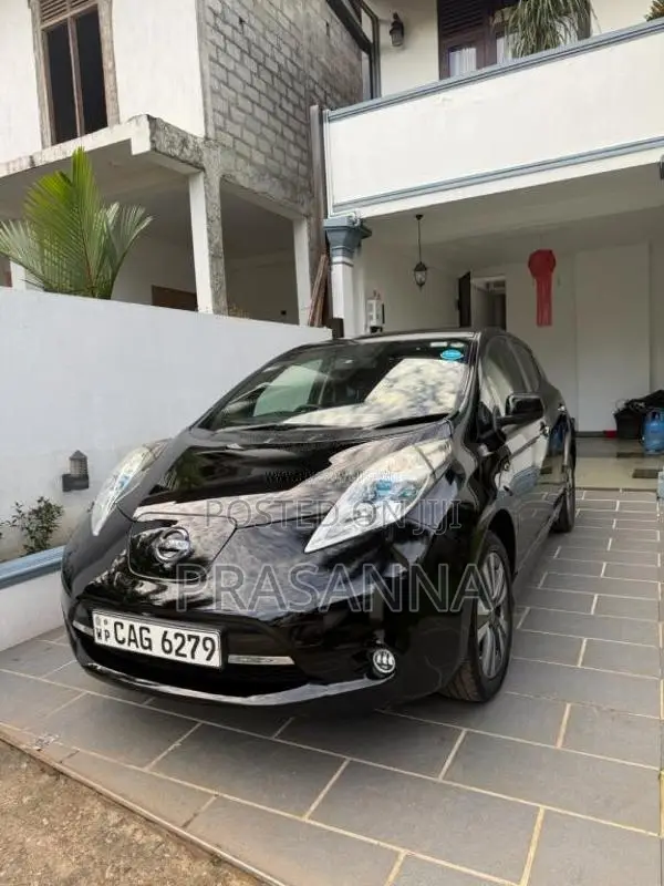 Nissan Leaf G 2012 Car (Used)