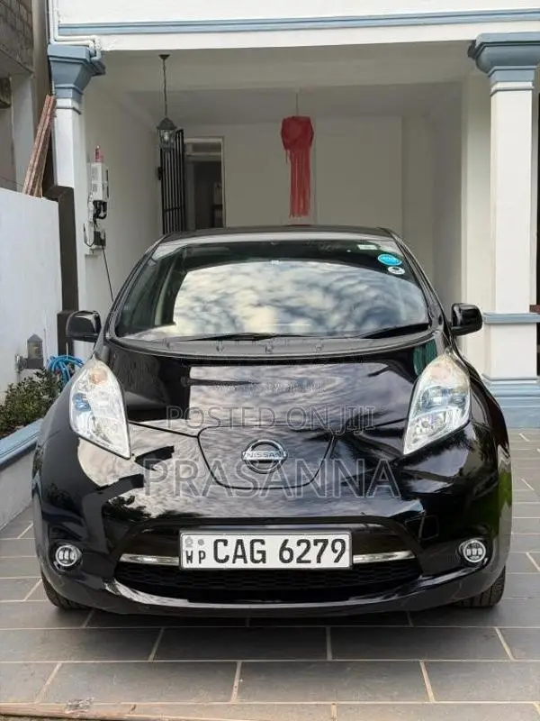 Nissan Leaf G 2012 Car (Used)