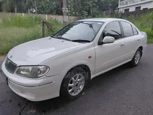 Nissan N16 2001 Car (Used)