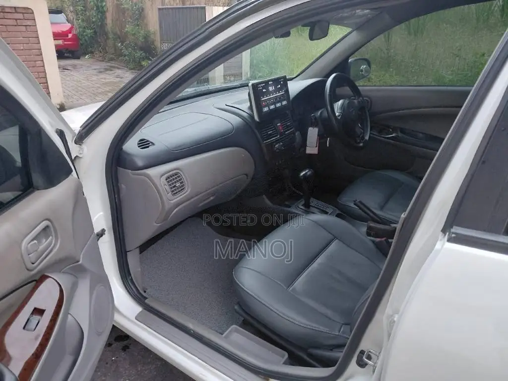 Nissan N16 2001 Car (Used)