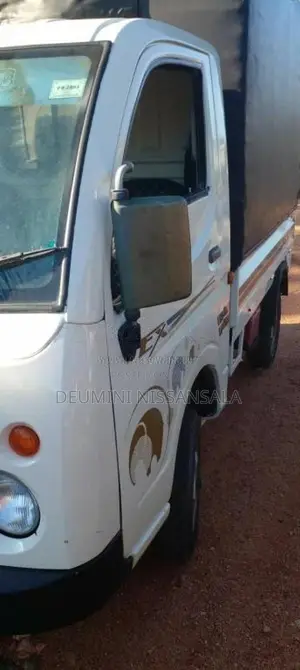 Tata Dimo batta 2012 Lorry (Used)