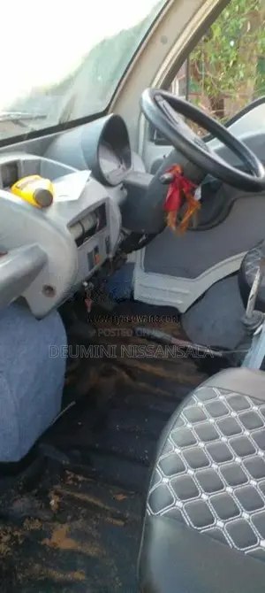 Tata Dimo batta 2012 Lorry (Used)