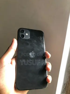 Apple iPhone 11 64 GB Black
