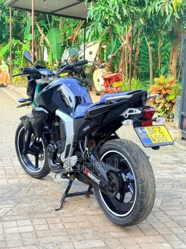 Yamaha FZ 2017 Motorbike (Used)