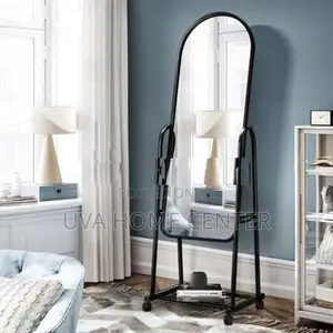 Standing Wheel Dressing Mirror
