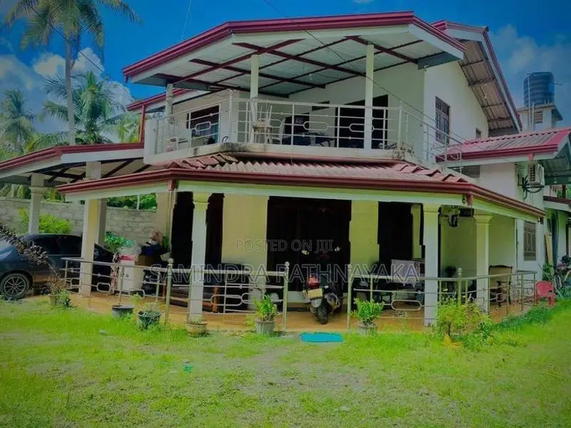 වාරියපොල දෙමහල් නිවසක් විකිණීමට