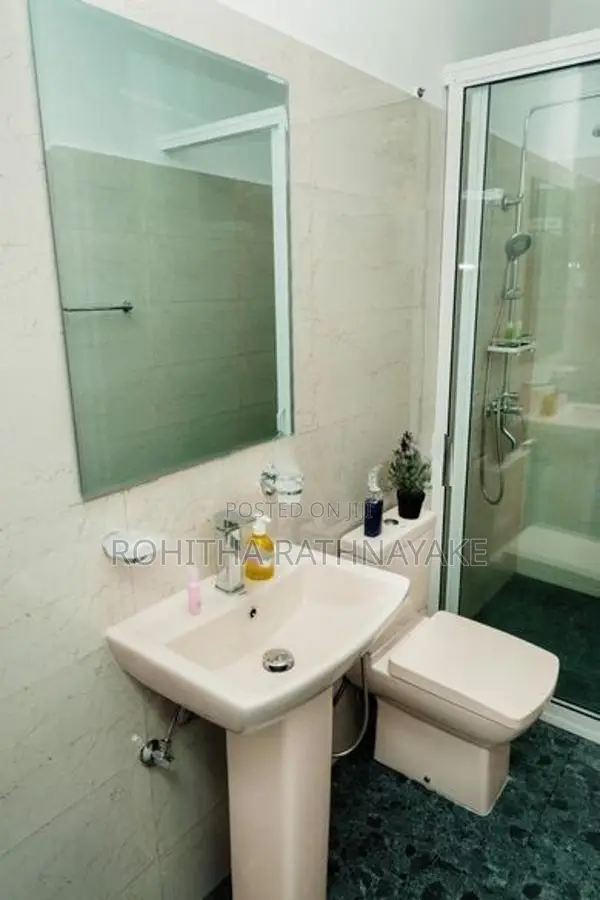 Kandy Tourist Bungalow for Sale