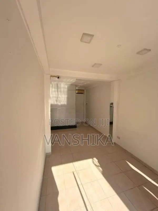 Shop For Rent – Prime Location In Gampaha