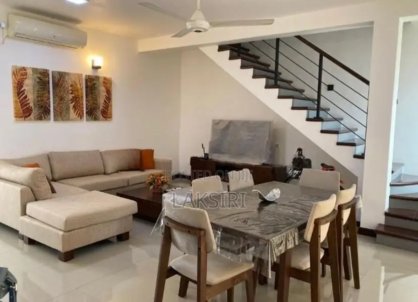 Nugegoda City Full Furnished Solar Electricity House Rent
