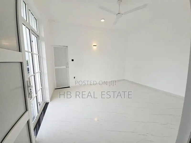 Architect Designed Super Luxury House For Sale kesbawa