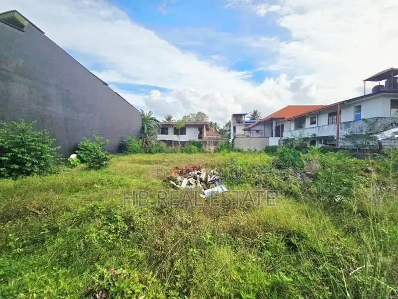 23 Perches Residential Bare Land For Sale Pelawatta