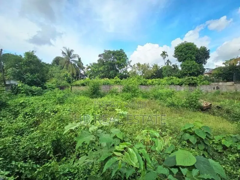 15.50 Perches Residential Bare Land For Sale