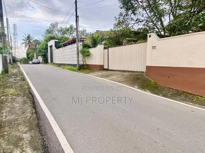 (TS-1211) Valuable Residential Bare Land Sale in Homagama