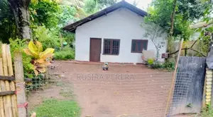 Land With House For Sale In Honnantara Piliyandala