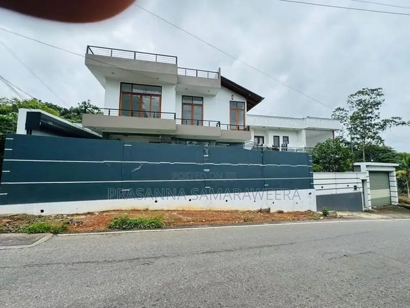 අති සුඛෝපභෝගී නවීනතම දෙමහල් නිවස piliyandala maharagama rd