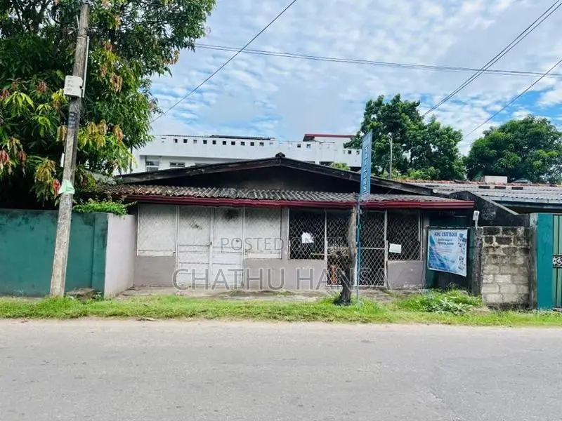 Land With Annex For Sale In Ratmalana