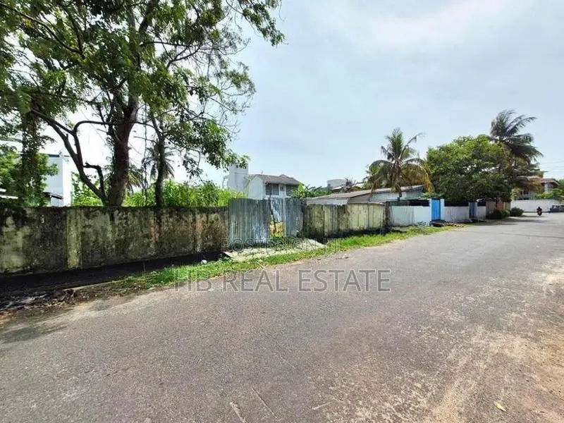 9 Perches Residential Bare Land For Sale-Mount Lavinia