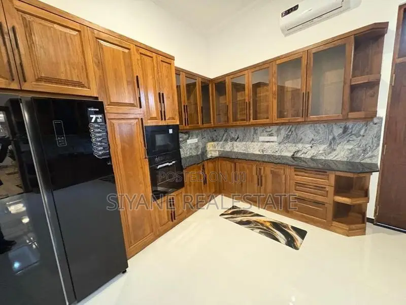 Luxury New House for Sale in Battaramulla