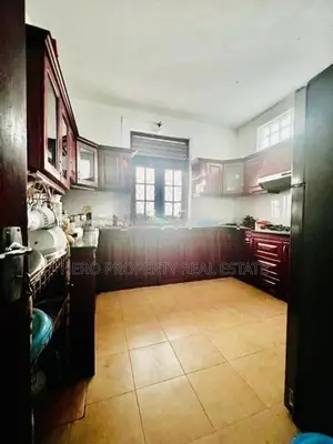💁TWO STORY HOUSE FOR SALE WITH ANNEX IN MAKUMBURA