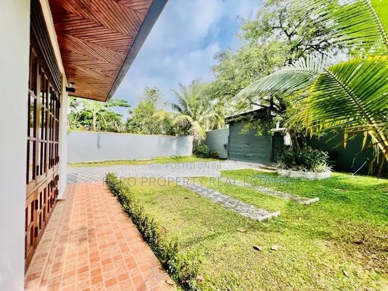 💁TWO STORY HOUSE FOR SALE WITH ANNEX IN MAKUMBURA