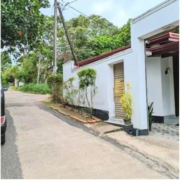 Well-Maintained House for Sale – Madapatha, Kesbewa