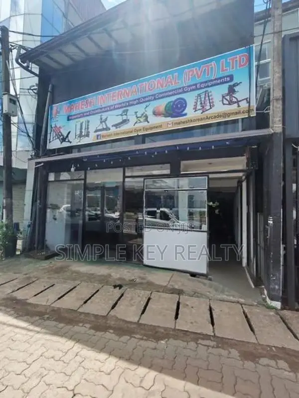 Commercial Building for Sale in Kiribathgoa Town