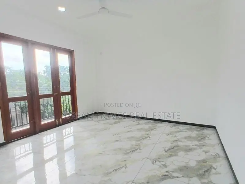 Newly Built 4BR Luxury House for Sale – Makuluduwa