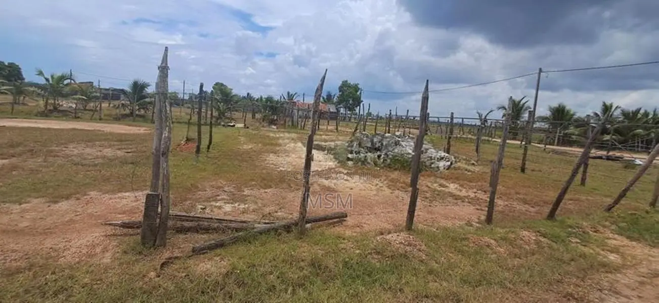 Land for Sale in Addalachchenai