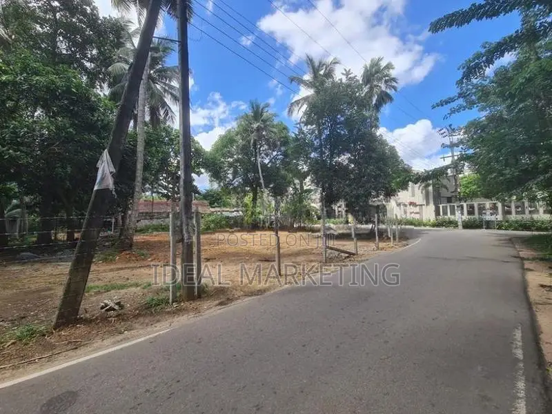 Malabe - Commercial Property for sale