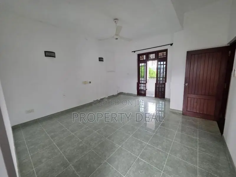 Luxury 2-Storey House for Rent in Nugegoda – PDH362